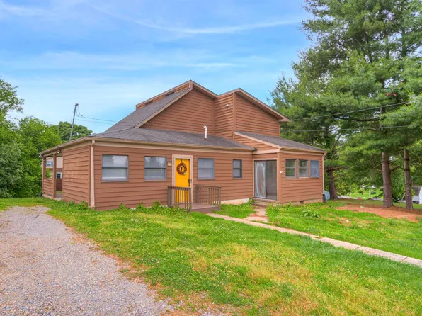 307 Forest Ave, Radford, VA 24141