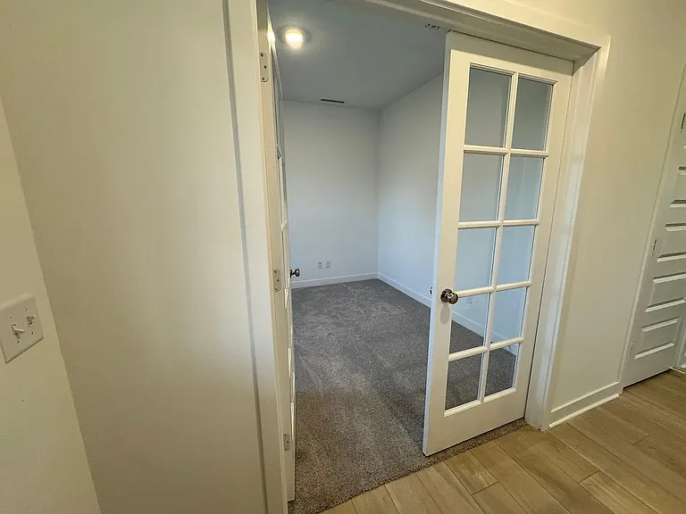 422 W Michigan St — Photo 16