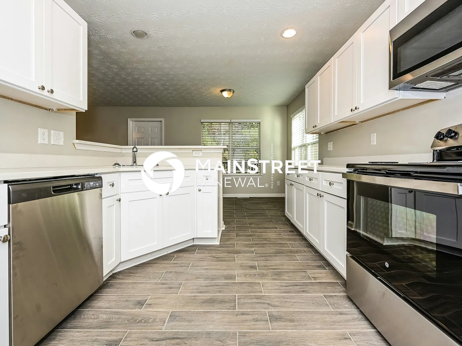 315 Summit View Dr — Photo 4