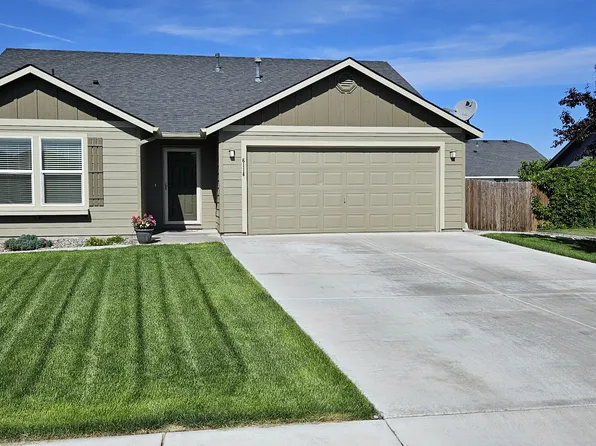6114 Ochoco Ln, Pasco, WA 99301