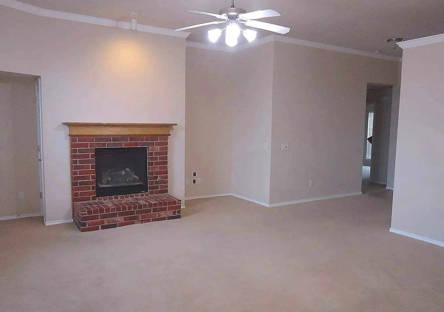 Great Location in West Edmond w/ Storm Shelter! — Photo 3