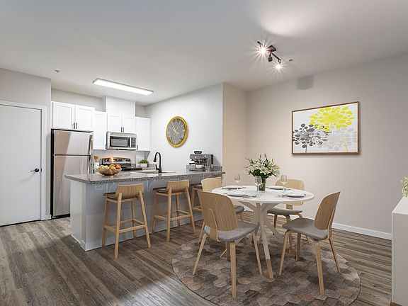 4th image of 22550 SW Highland Dr APT 240