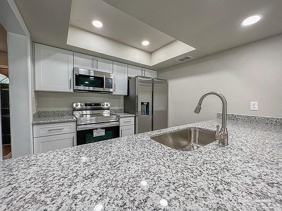 4th image of 8406 Williamsburg Cir