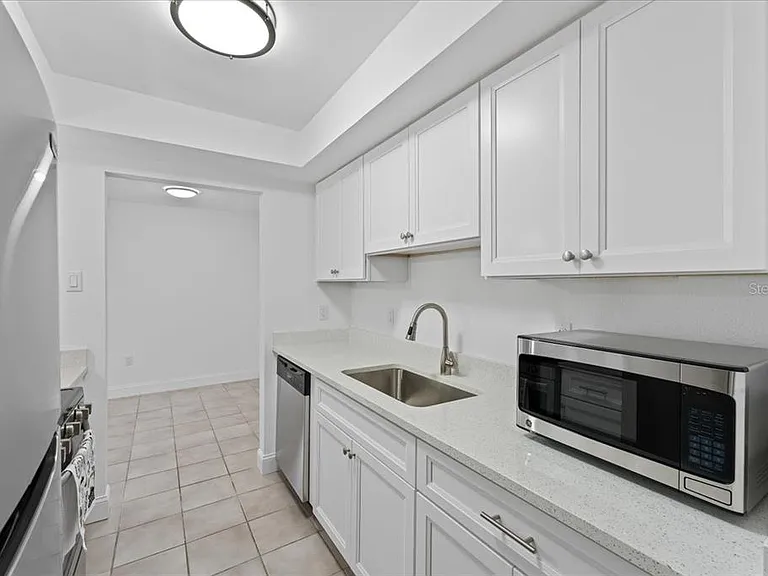 11525 8th Way N #509 — Photo 3