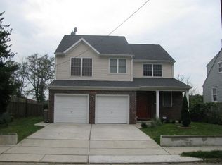 315 Paine St, Riverside, NJ 08075