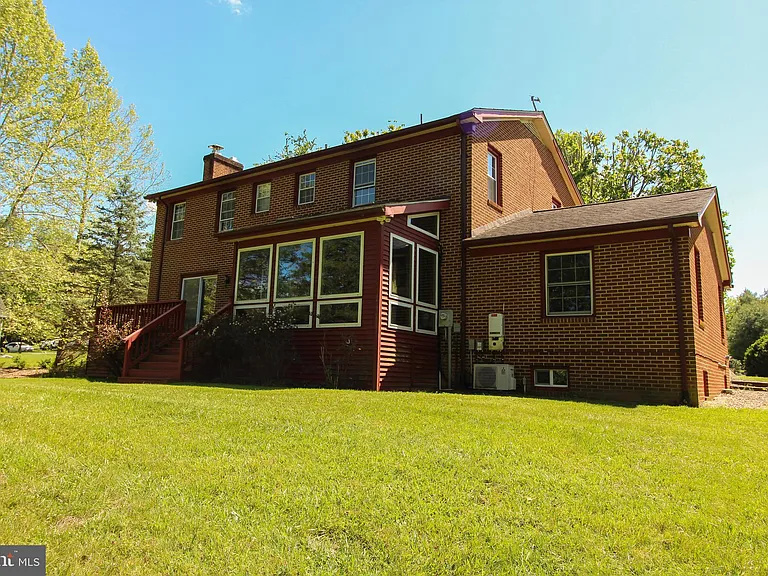 11 Hickory Ln — Photo 68