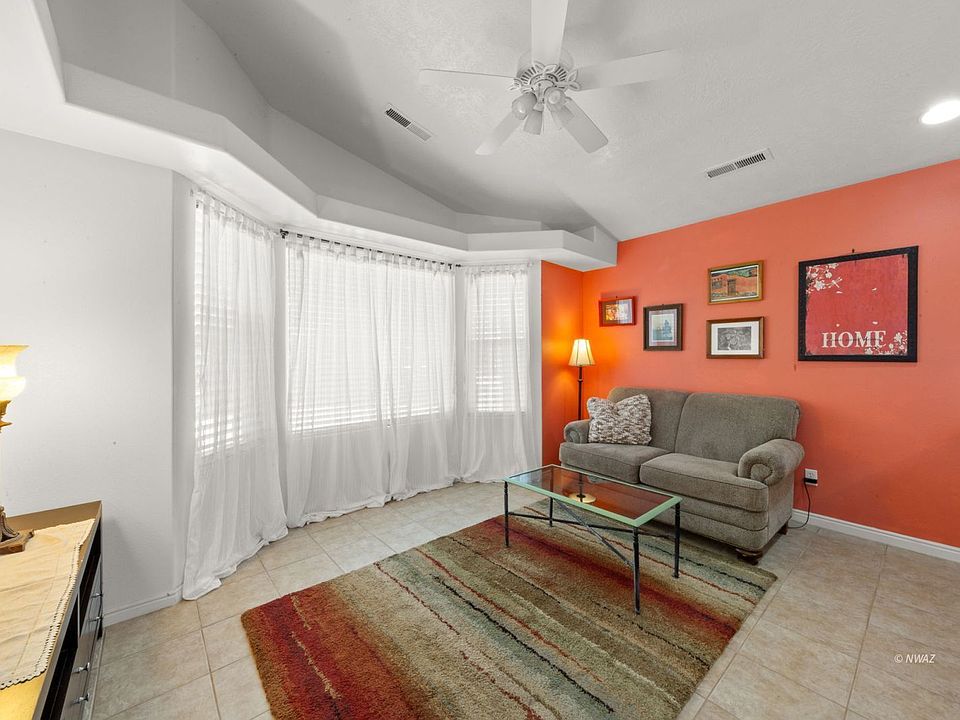 1st image of 249 N Charlie Chaplin Way