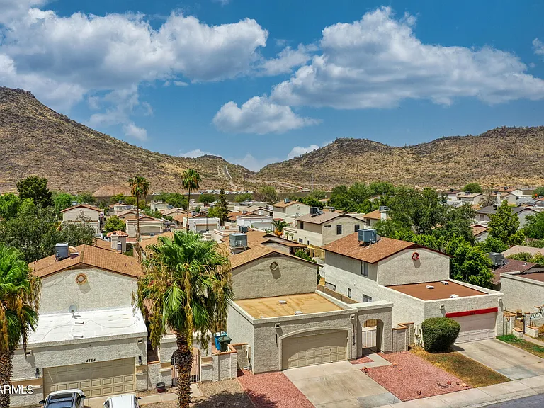 4760 W Wahalla Ln — Photo 53