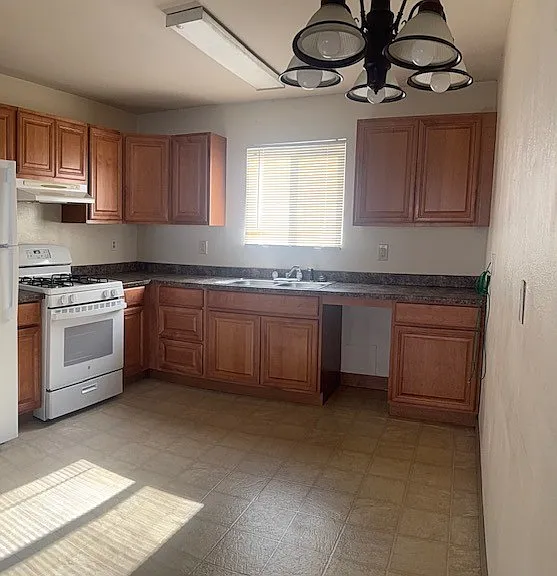 79 Bush St #1 — Photo 6