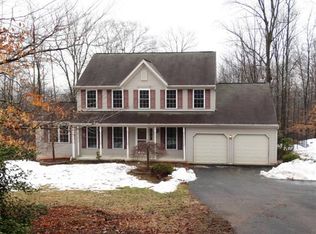 545 Estate Rd, Morgantown, PA 19543