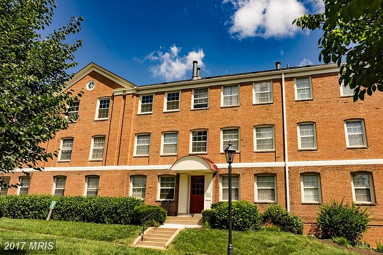 1st image of 2805 Arlington Blvd APT 136
