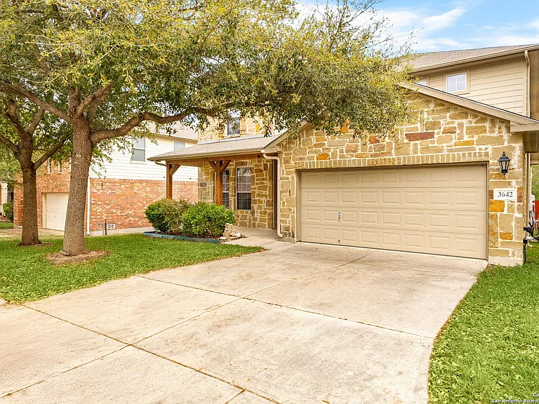 3642 Pinyon Pne — Photo 2