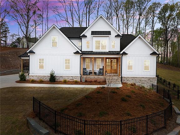 3rd image of 7055 Sanctuary Dr
