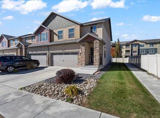 1323 N Silvercrest Dr, Saratoga Springs, UT 84045
