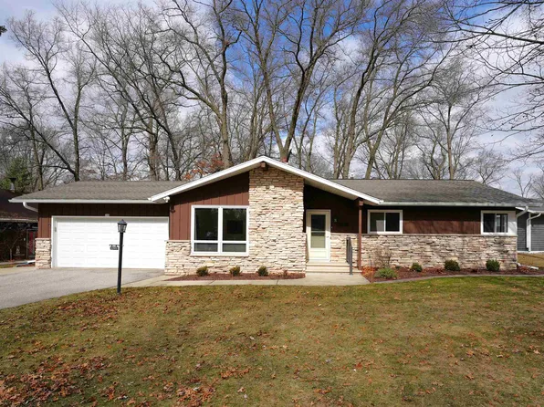 244 Ridge Rd, Oconto Falls, WI 54154
