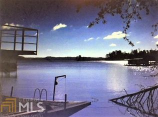 8635 Fields Ln, Gainesville, GA 30506