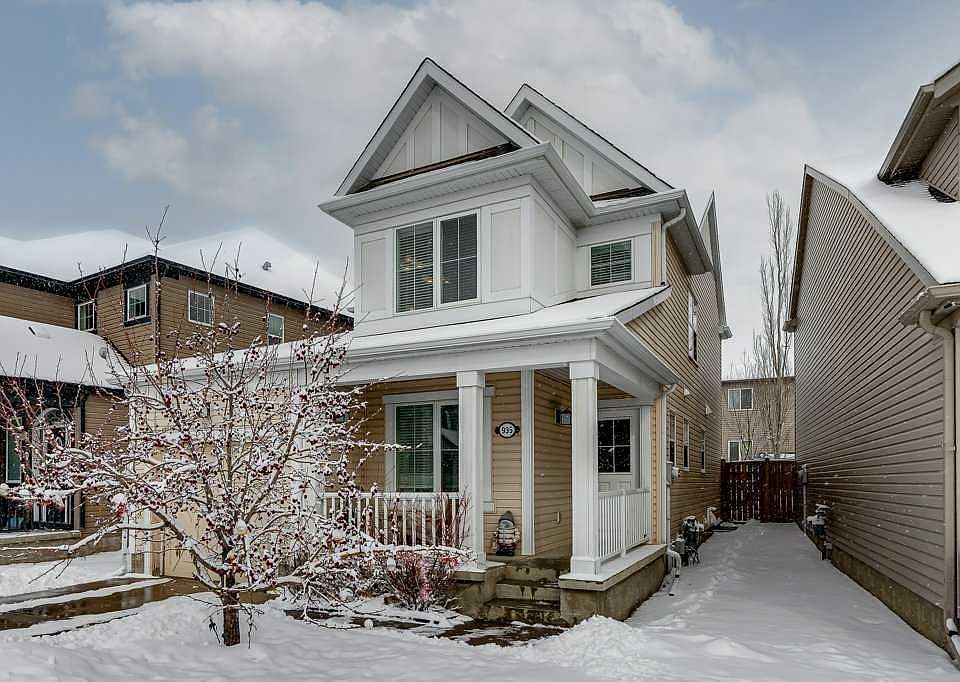 1st image of 935 S Windhaven Close SW