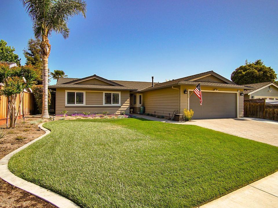 1st image of 1479 Lupine Ct