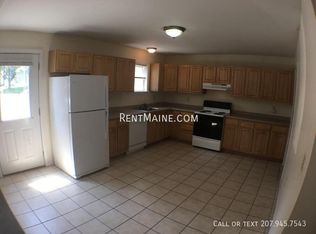 1833 Hammond St APT 4, Hermon, ME 04401