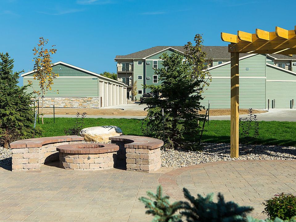 University Commons Apartment Rentals Williston, ND Zillow