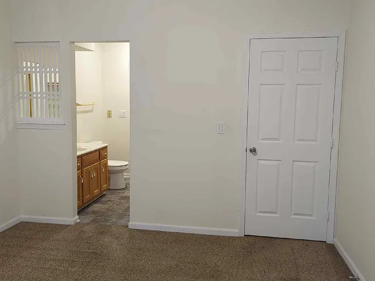 507 Streck Ct #C — Photo 7