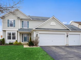 653 Somerset Ave, Dundee, IL 60118