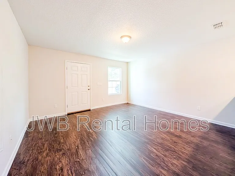 8419 McGirts Village Ln — Photo 4