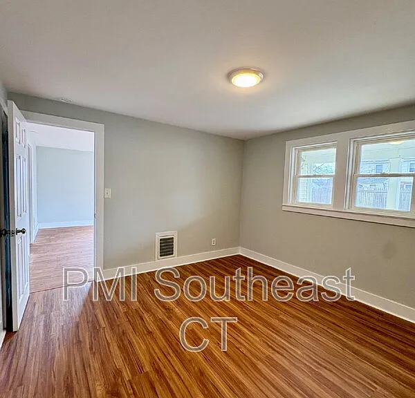 41R Boston Post Rd #1 — Photo 5
