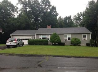 100 Ridgewood Dr, Leominster, MA 01453