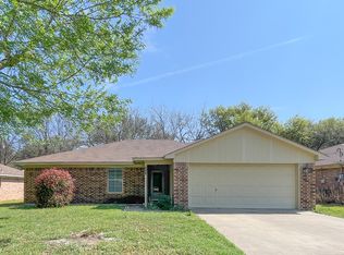 2000 Ramada Dr, Woodway, TX 76712