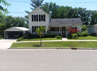319 E Fargo St, Ionia, MI