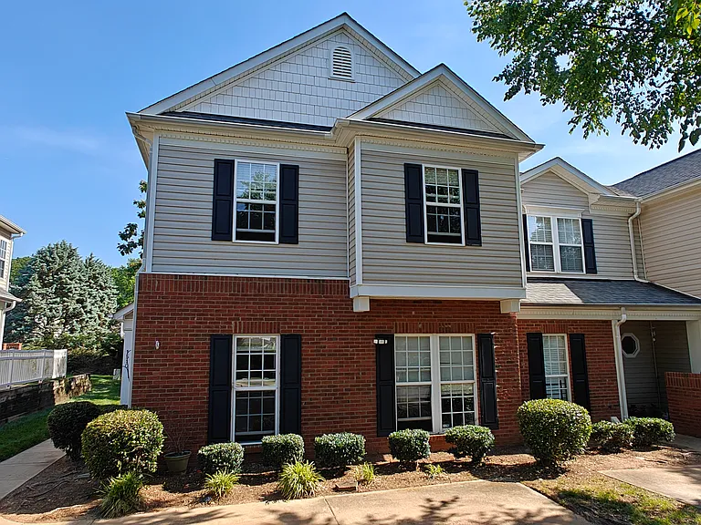 1510 Sylvia Ct — Photo 1