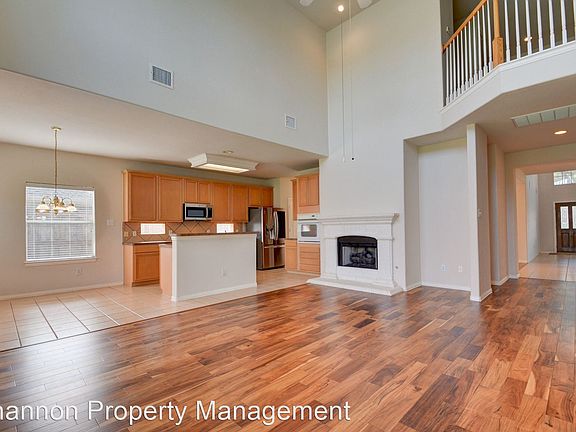 5th image of 8305 Diamond Way Ct