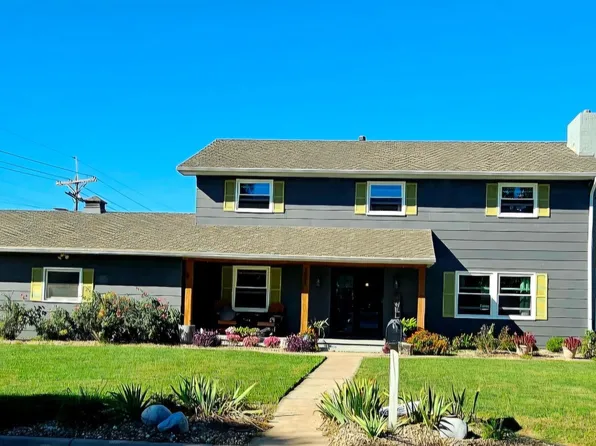 3001 Northwestern Ave, Hutchinson, KS 67502