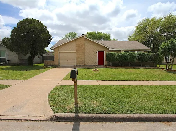 2515 Knoxville Dr, League City, TX 77573