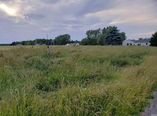 Dogleg Dr E, Syracuse, IN 46567