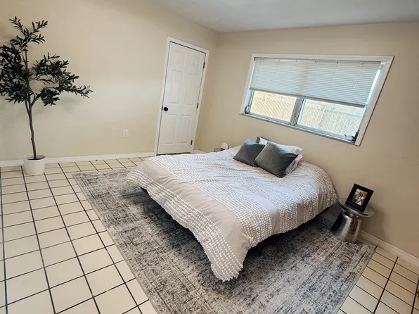 4711 Sunnydale Ln #A, Saint Petersburg, FL 33709