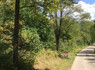 13095 N Peach Ridge Rd, Athens, OH 45701