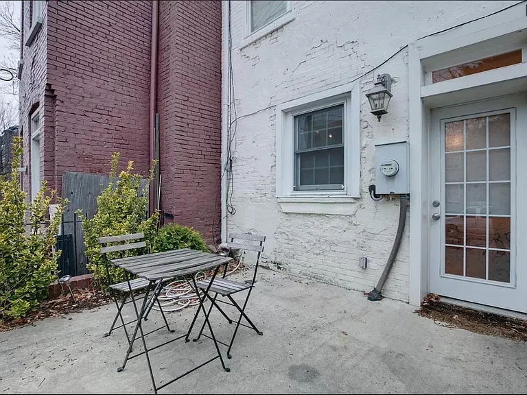 1702 Florida Ave NW — Photo 27