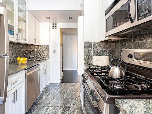 5th image of 530 E 72nd St APT 10B