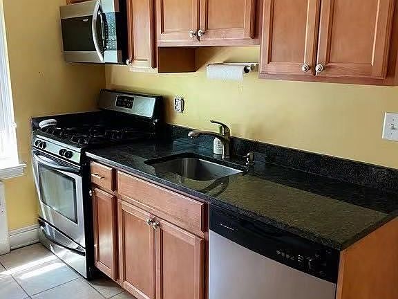 03B1A187-4378-42C1-8CAD-46BA8C39B5BC