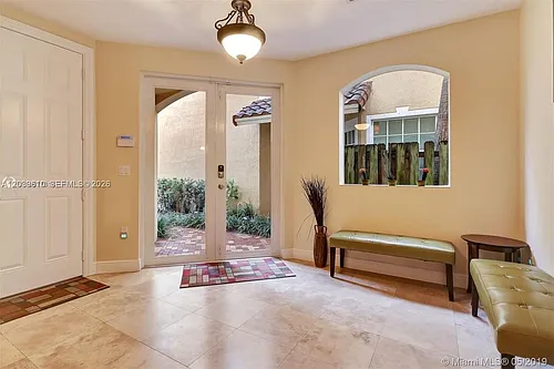409 SW 5th St #1 Photo 1