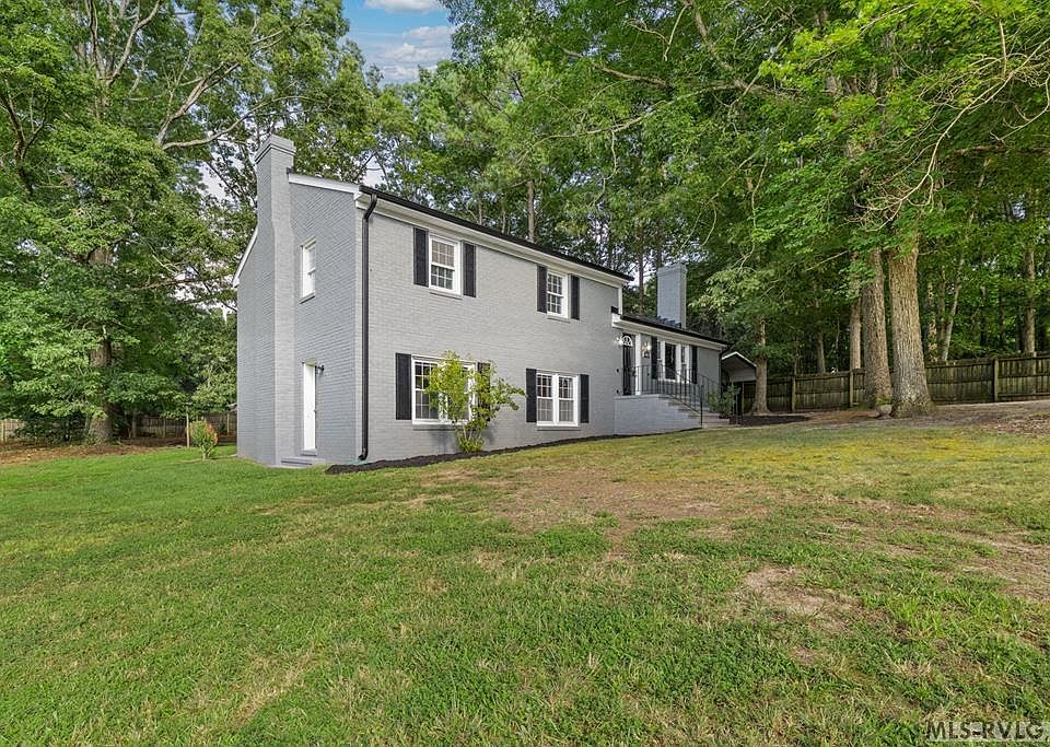 1st image of 414 Forest Ln
