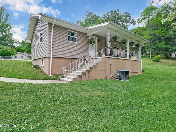 106 Dewey Rd, Oak Ridge, TN 37830