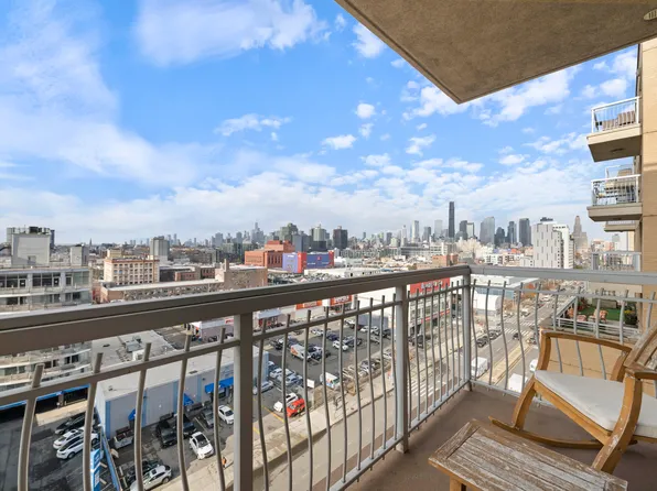 343 4th Avenue image 11 of 16