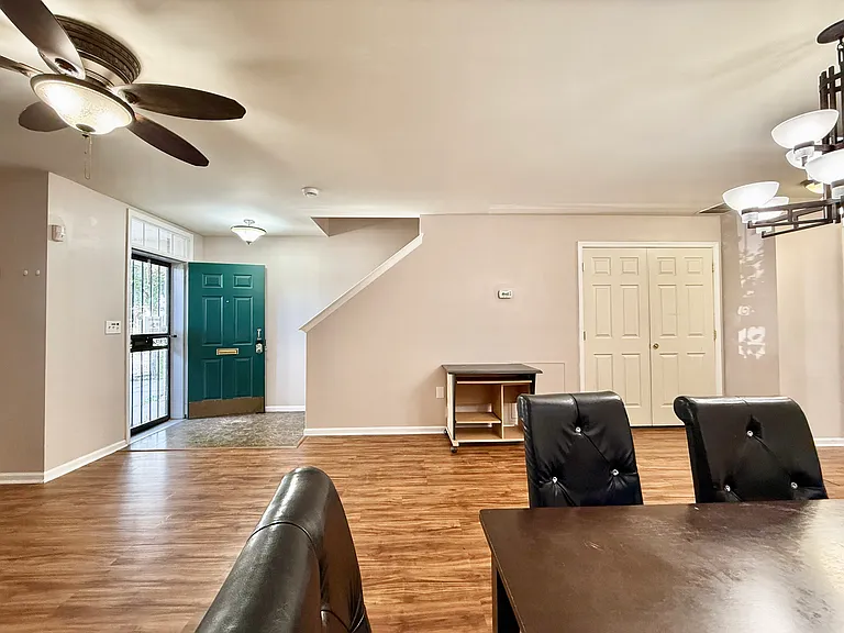 1823 S Napa St — Photo 5