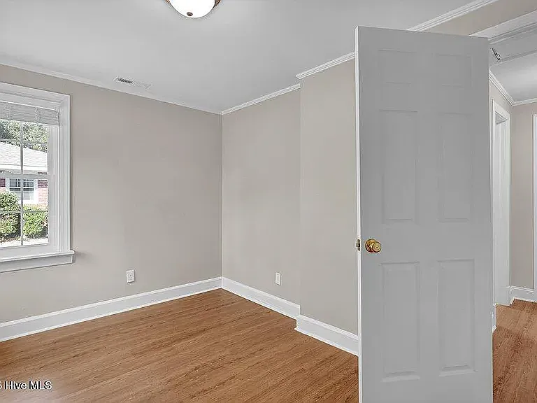 3416 Wilshire Blvd — Photo 4