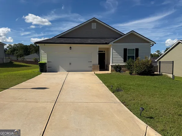 118 Taylor Woods Ct, Bonaire, GA 31005