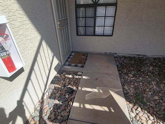 3rd image of 930 N MESA Drive #1040