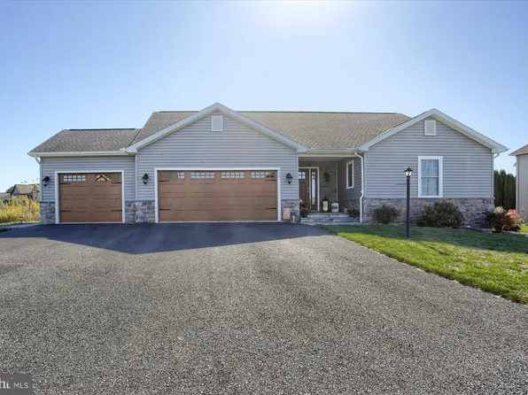 124 Fielders Ln, Mifflintown, PA 17059